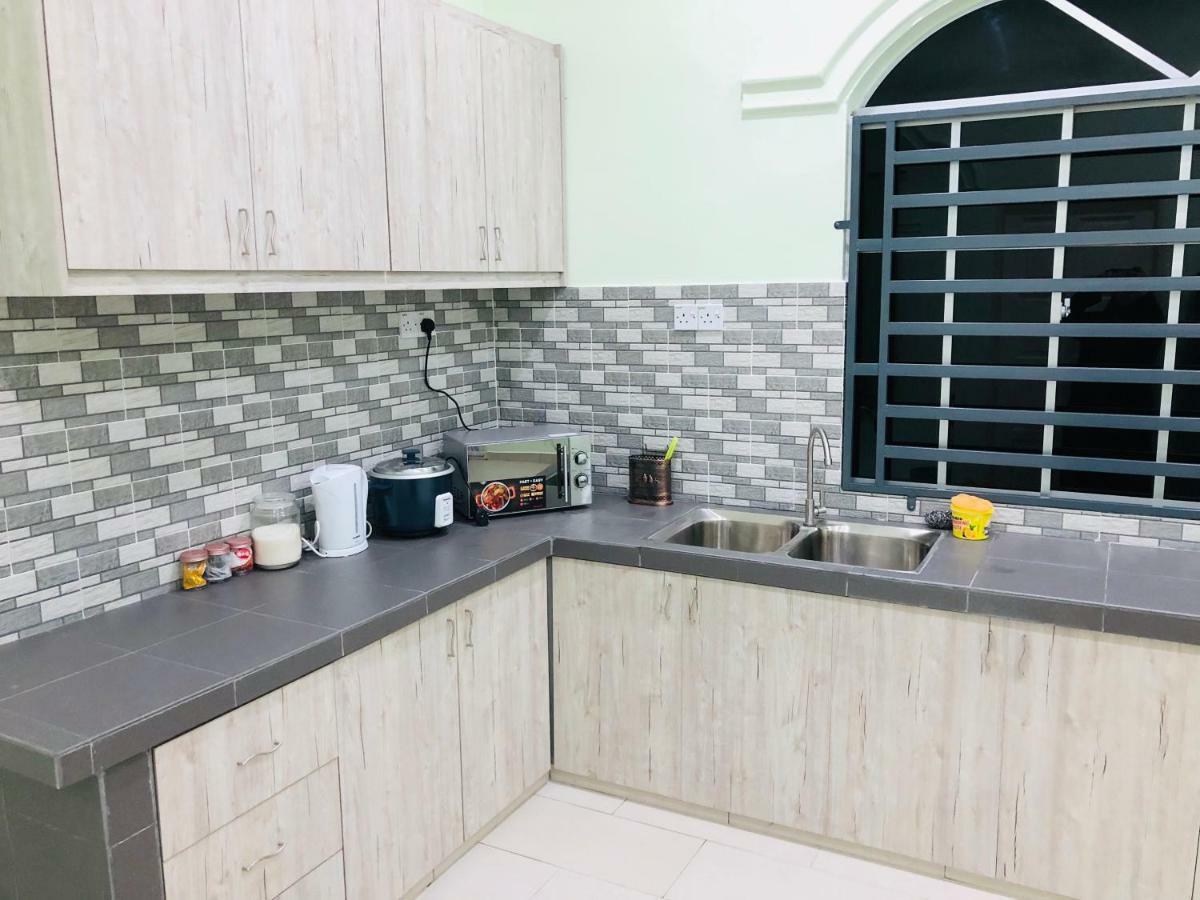 Atocha Homestay - Terong@Taiping Kampong Salak Eksteriør billede
